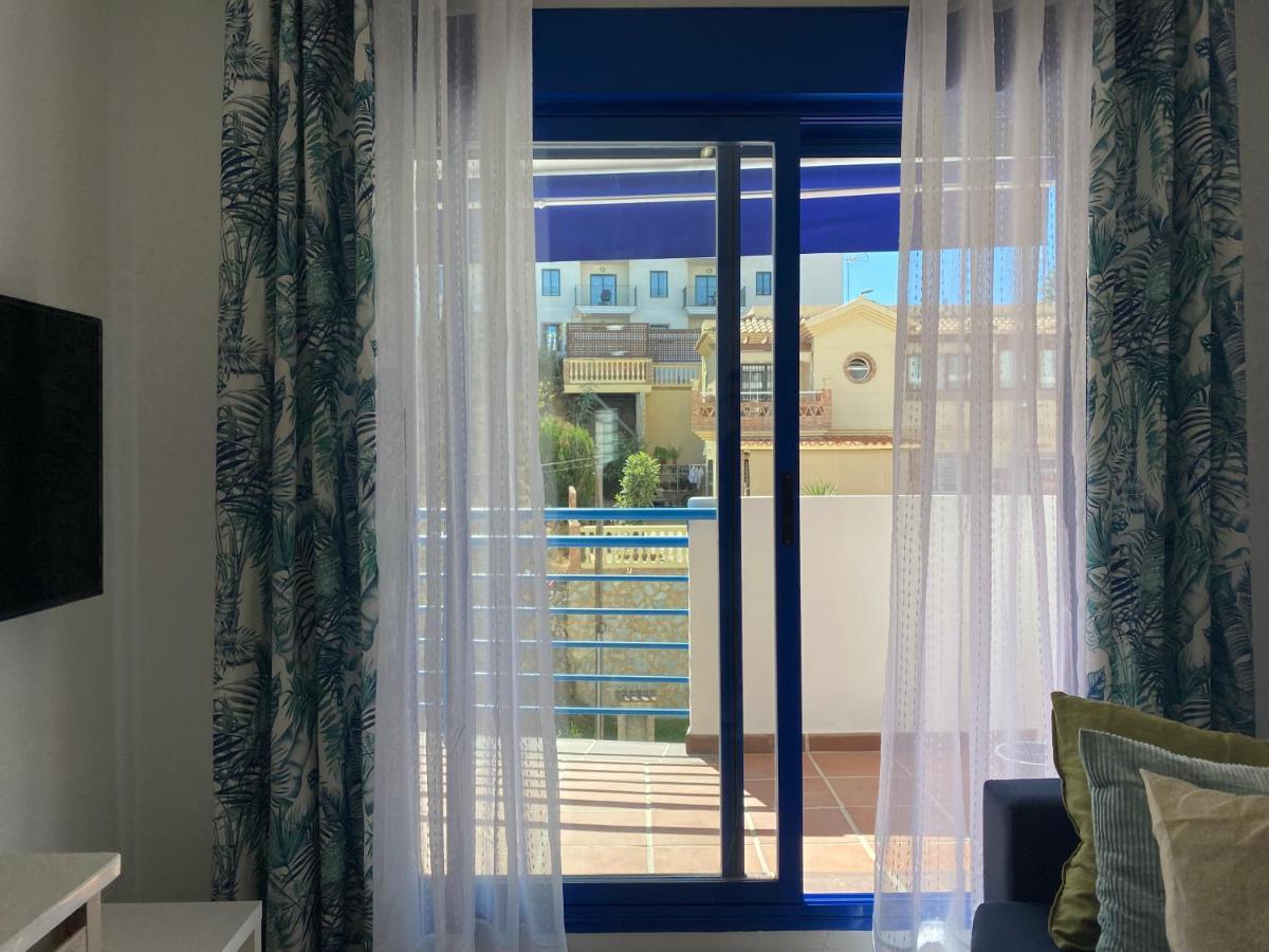 Los Patos Benalmadena Beach - Parking Privado Eksteriør billede